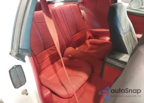 1990 Chevrolet Camaro Rs z USA, uszkodzony, nr VIN 1G1FP23E7LL103761